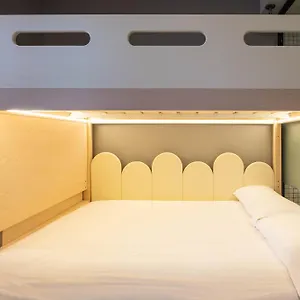 Rest Chinatown Hotel